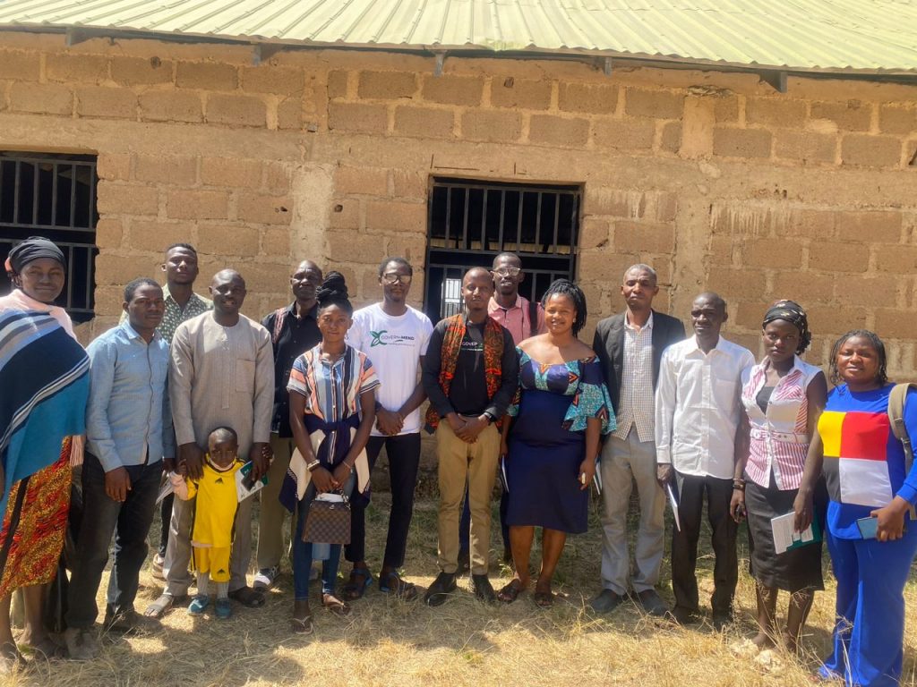 GOVERNMEND Team Distributes Writing Materials to Students of St. Peter’s College in Jos, Gives Talks on Political Consciousness | GOVERNMEND